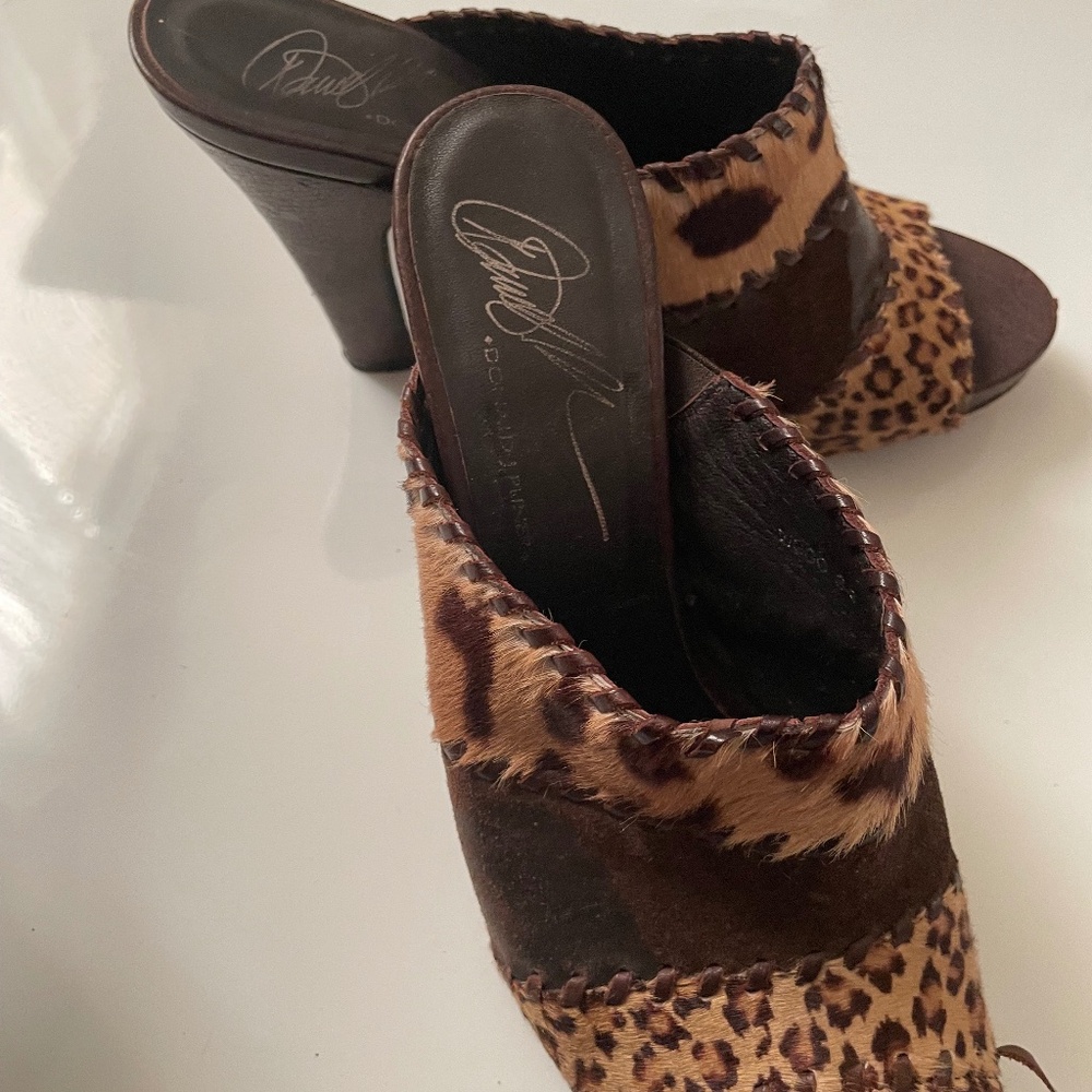 Women shoe by Donald J pliner